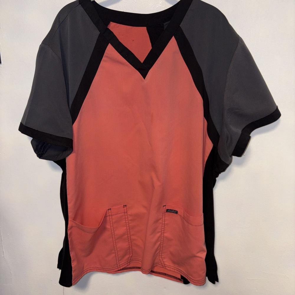 Sanibel Scrubs Ladies Size 2XL Scrub Top Peach, Black & Gray Short Sleeve V Neck